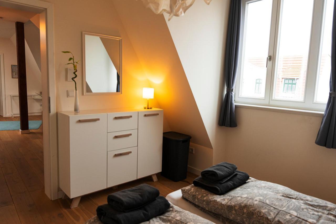 Woelkchen - Wohnung Mit Balkon, Holzdielen & Tv Бремерхафен Экстерьер фото